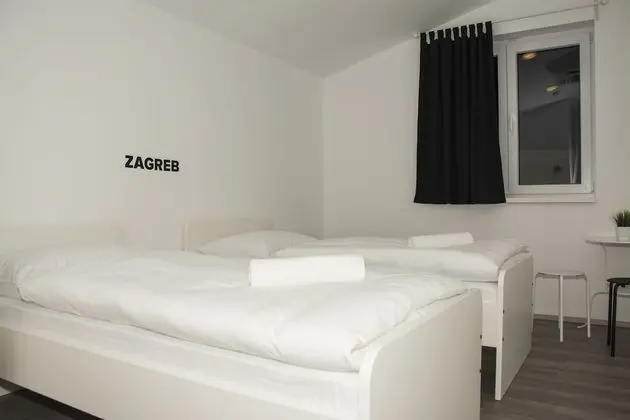 Single bed in mixed dormitory room (Zagreb)