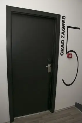 Single bed in mixed dormitory room (Zagreb)