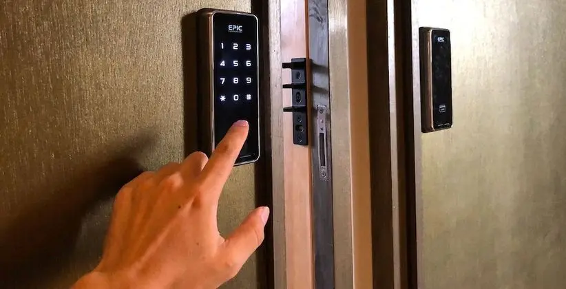 Tek Büyük Yataklı Oda, Japon Şiltesi, Sigara İçilmez