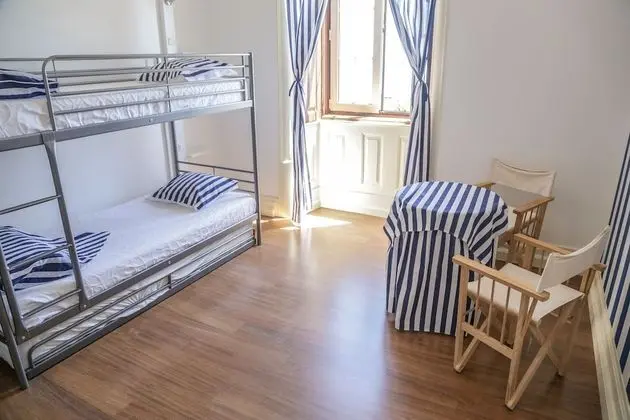 Basic Ortak Ranzalı Oda, Ortak Banyo (Barraca Azul)