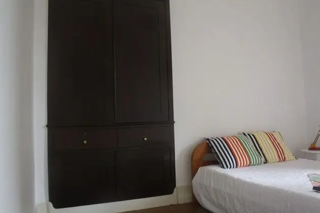 Tek Büyük Yataklı Oda, Ortak Banyo