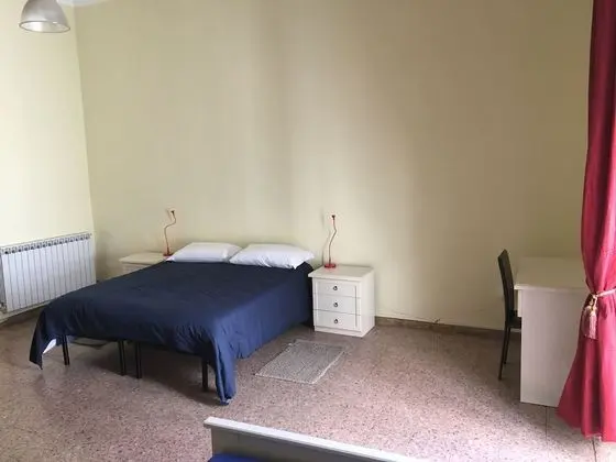 Standard Üç Kişilik Oda, 3 Tek Kişilik Yatak, Özel Banyo (not in room)