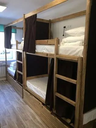 Ortak Ranzalı Oda, Sadece erkekler için, Sigara İçilmez (8 beds (1))