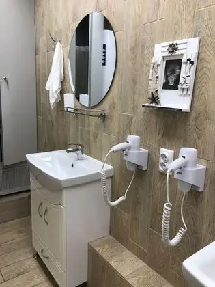 Standard Ortak Ranzalı Oda, Sadece kadınlar için, Sigara İçilmez (8 beds)