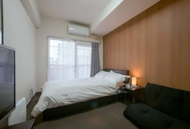 City Tek Büyük Yataklı Oda