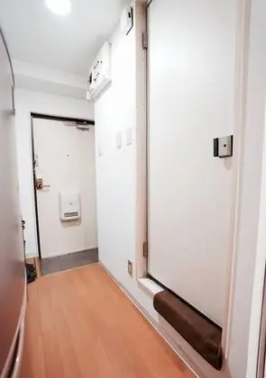 City Tek Büyük Yataklı Oda