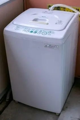 City Tek Büyük Yataklı Oda