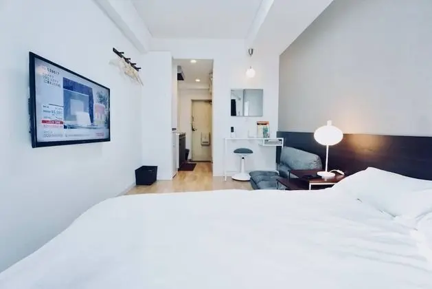 City Tek Büyük Yataklı Oda