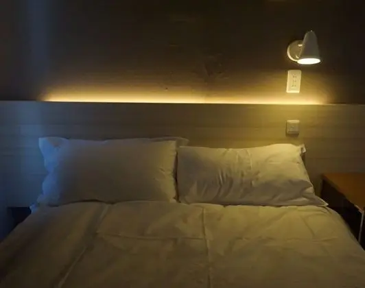 City Tek Büyük Yataklı Oda