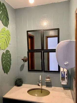 Ortak Ranzalı Oda, Karma Ranzalı Oda, Ortak Banyo (3 camas)