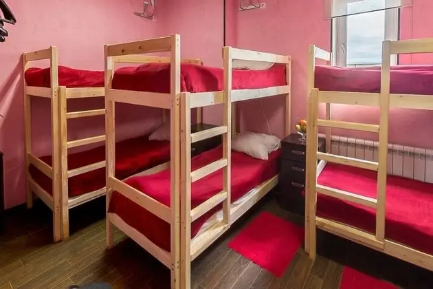 Ortak Ranzalı Oda, Karma Ranzalı Oda (1 bed in 8 person dorm)