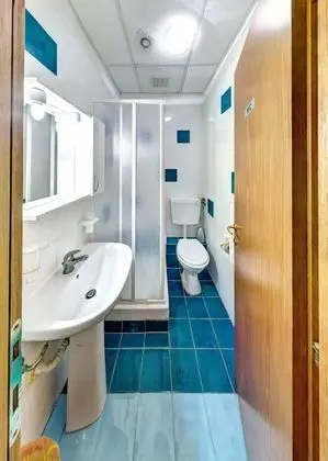 Tek Büyük Yataklı Oda (Private External Bathroom)