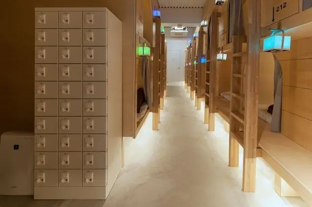Ortak Ranzalı Oda, Sadece erkekler için