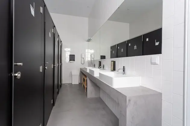 Ortak Ranzalı Oda, Karma Ranzalı Oda, Ortak Banyo (1 bed in 16-bed dorm)