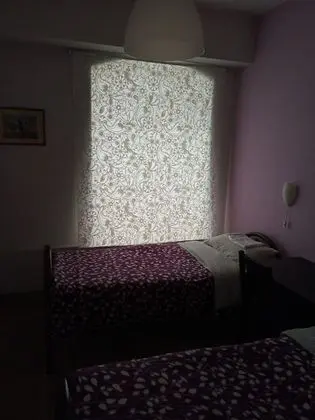Standard Tek Büyük veya İki Ayrı Yataklı Oda, Birden Çok Yatak Odası