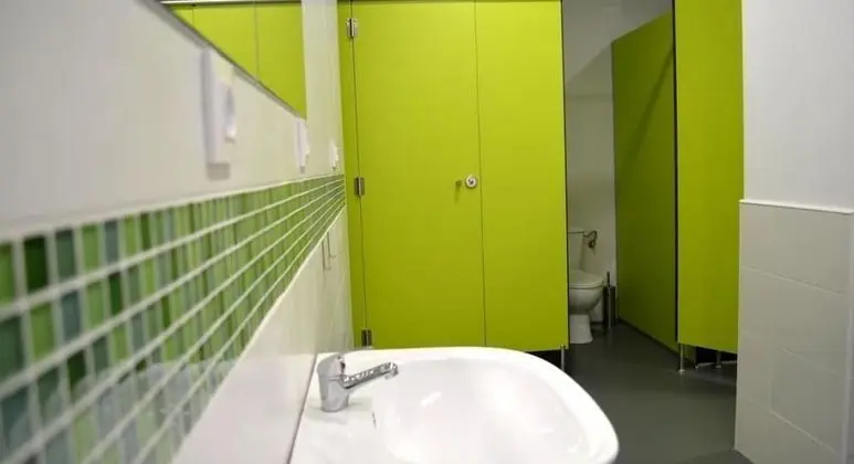 Ortak Ranzalı Oda, Karma Ranzalı Oda, Ortak Banyo (16 Beds)