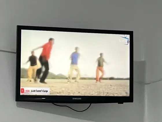 İki Ayrı Yataklı Oda, Ortak Banyo