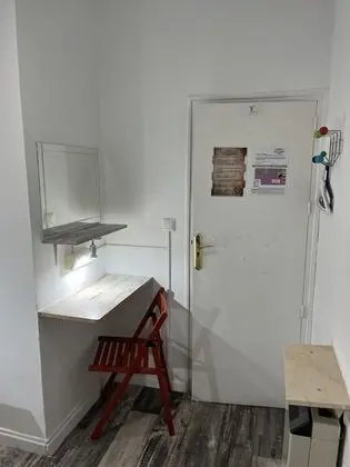 Tek Kişilik Oda, Ortak Banyo