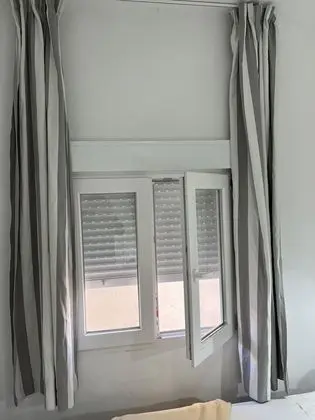 Tek Kişilik Oda, Ortak Banyo