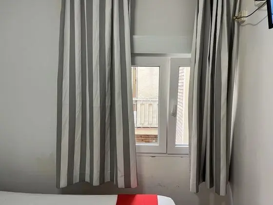 Tek Kişilik Oda, Ortak Banyo