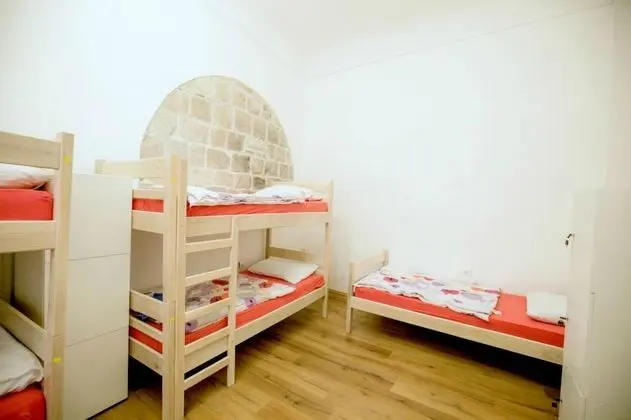 12 Bed Dormitory -1 Bed