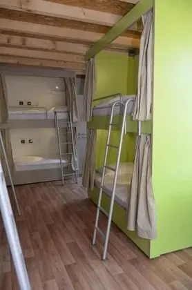 Comfort Ortak Ranzalı Oda, Sadece kadınlar için