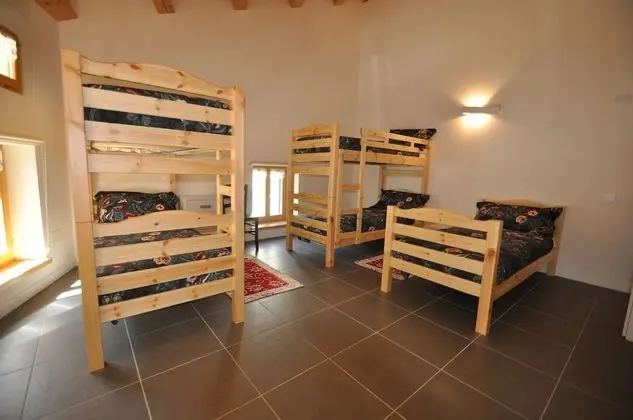 Ortak Ranzalı Oda, Özel Banyo (5 pax)