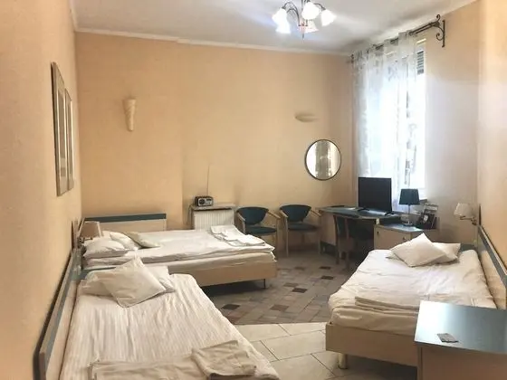Family Dört Kişilik Oda