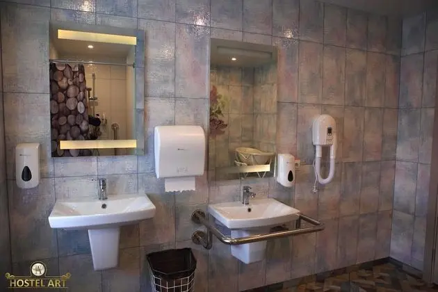 Ortak Ranzalı Oda, Karma Ranzalı Oda, Ortak Banyo (Bed in 8-beds Mixed Dormitory)