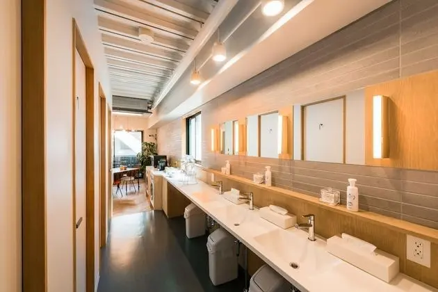 Ortak Ranzalı Oda, Karma Ranzalı Oda, Ortak Banyo