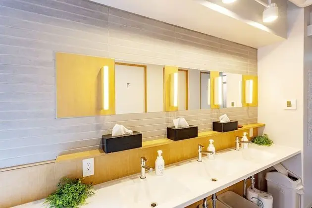 Ortak Ranzalı Oda, Karma Ranzalı Oda, Ortak Banyo