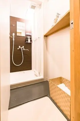 Ortak Ranzalı Oda, Karma Ranzalı Oda, Ortak Banyo
