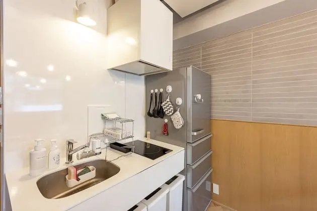 Ortak Ranzalı Oda, Sadece kadınlar için, Ortak Banyo