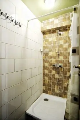Basic Dört Kişilik Oda, Karma Ranzalı Oda (Bed in 3-beds Shared dormitory)