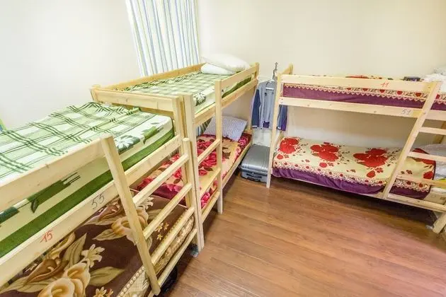 Basic Ortak Ranzalı Oda, Karma Ranzalı Oda (1 Bed in 10 Person Dorm)