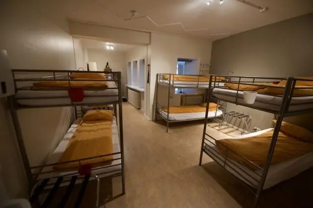 Bunk bed in 8 people dormitory, Free Parking