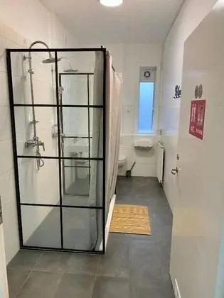 Quadruple Room with Shared Bathroom and Free Parking