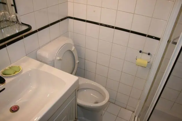 Ortak Ranzalı Oda, Karma Ranzalı Oda (1 Bed in 4-Bed Dormitory)