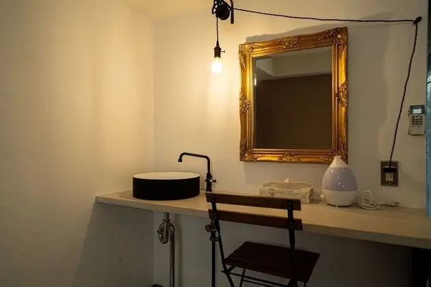 Basic Tek Büyük Yataklı Oda