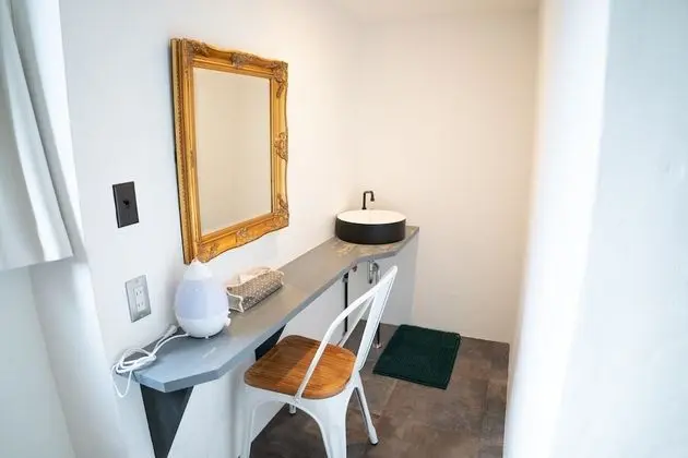 Basic Tek Büyük Yataklı Oda