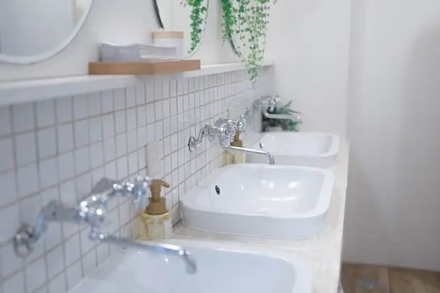 Basic Tek Büyük Yataklı Oda