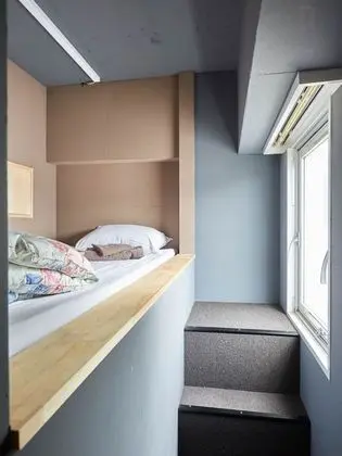 Ortak Ranzalı Oda, Sadece kadınlar için