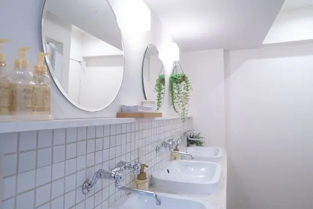 Ortak Ranzalı Oda, Sadece kadınlar için