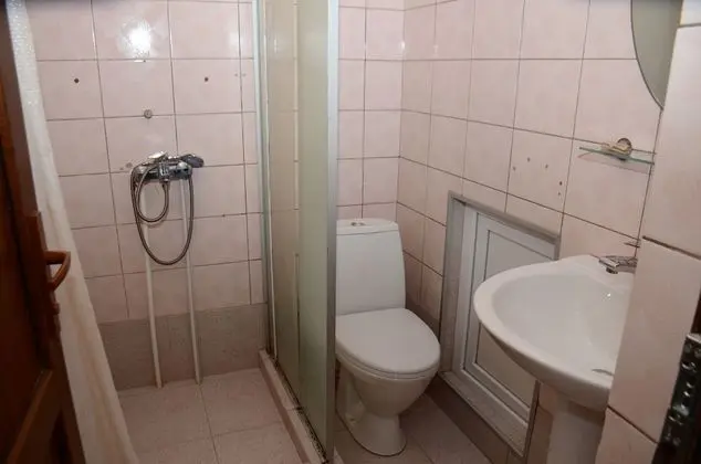 Dört Kişilik Oda, Sadece kadınlar için