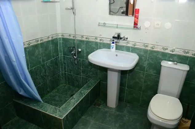 Ortak Ranzalı Oda, Karma Ranzalı Oda