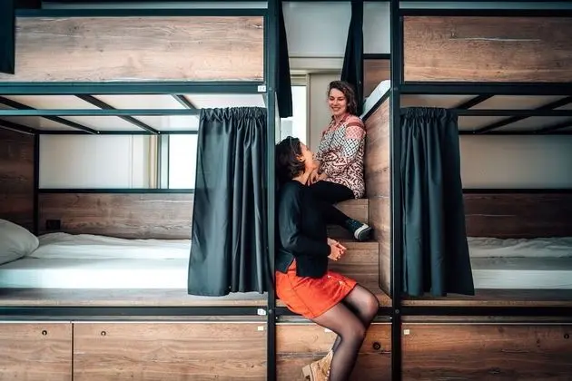 Ortak Ranzalı Oda, Karma Ranzalı Oda (6 Bed Dormitory Room)