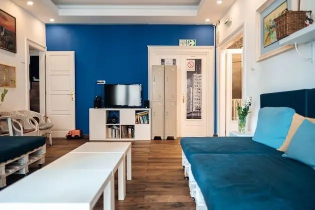 Ortak Ranzalı Oda, Karma Ranzalı Oda (6 Bed Dormitory Room)