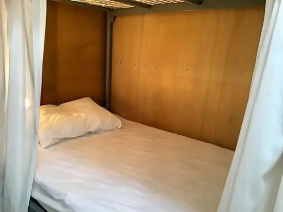 Ortak Ranzalı Oda, Karma Ranzalı Oda