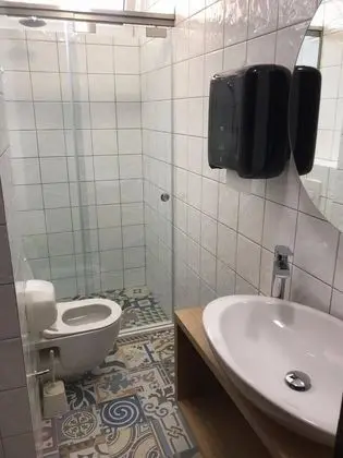 Comfort Ortak Ranzalı Oda, Sadece kadınlar için