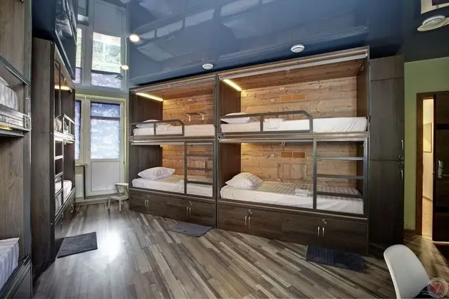 Ortak Ranzalı Oda, Karma Ranzalı Oda, Balkon